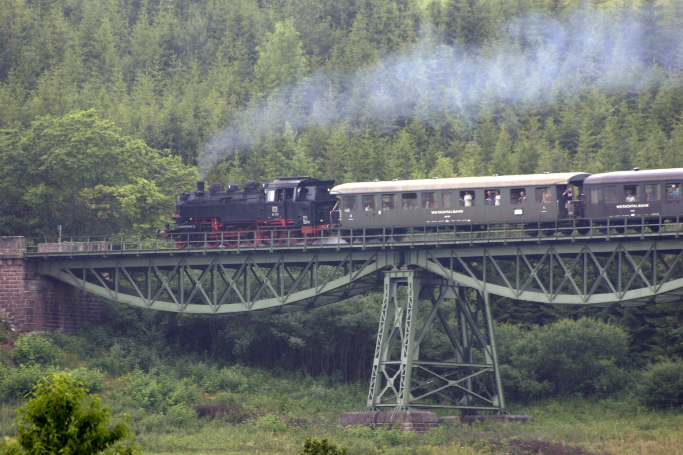 2004_0566