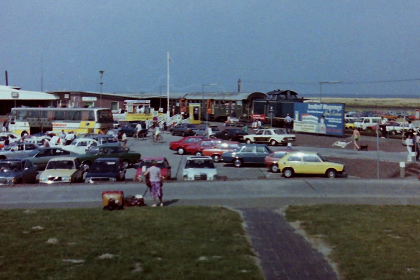 1983_0025